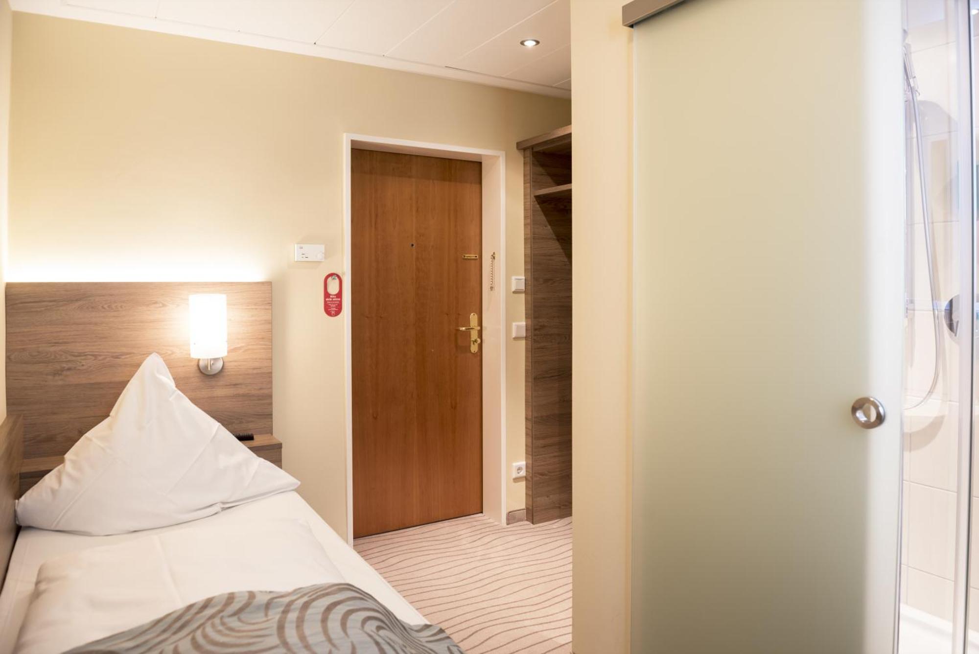 Schlicker Hotel 3*