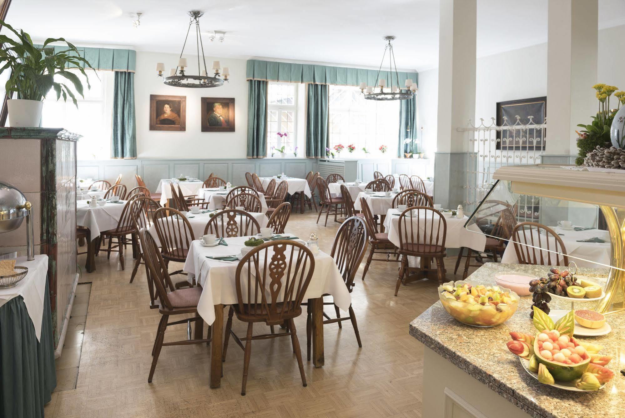 Schlicker Hotel